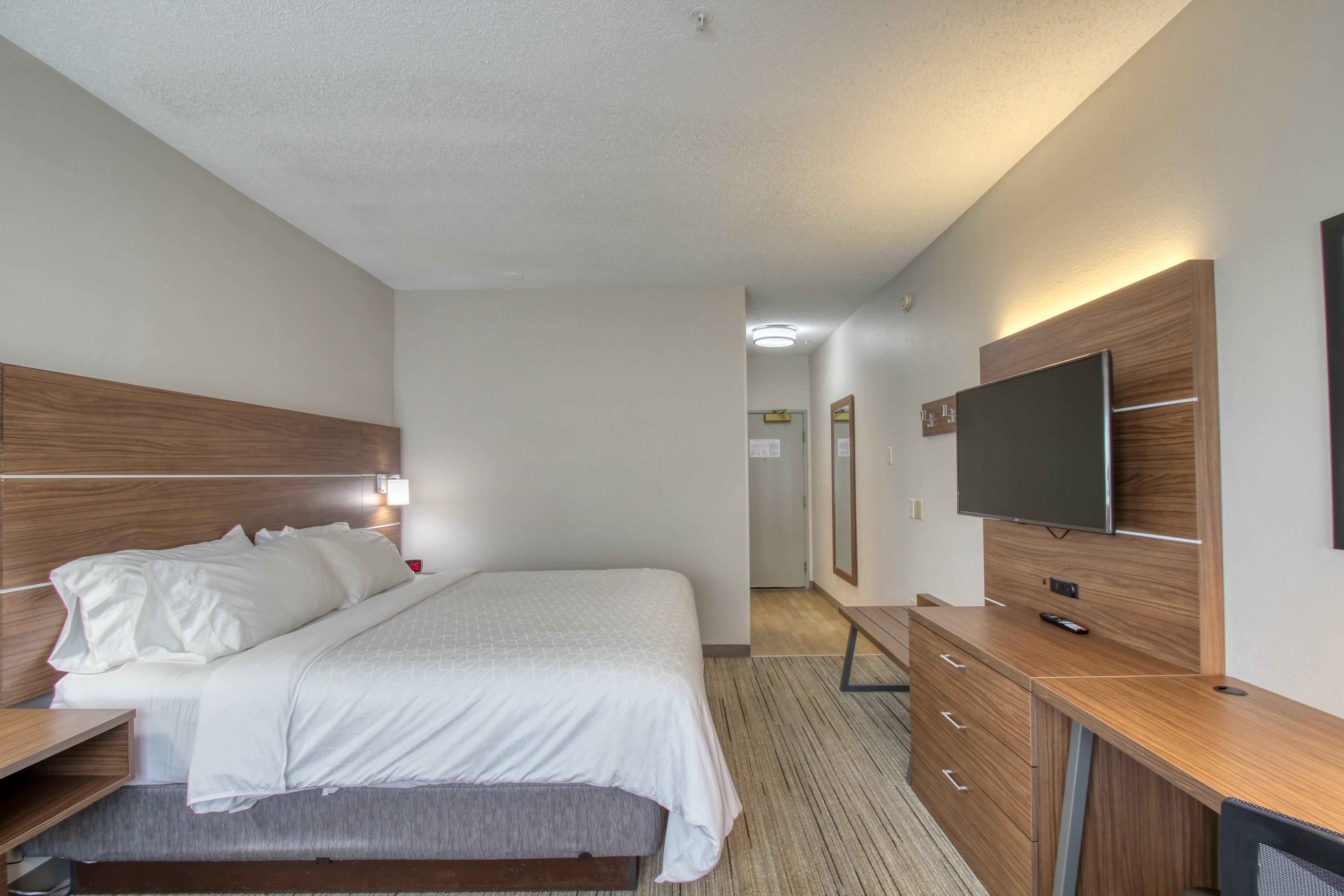 Holiday Inn Express Hotel & Suites Oshkosh - State Route 41 By Ihg Ngoại thất bức ảnh
